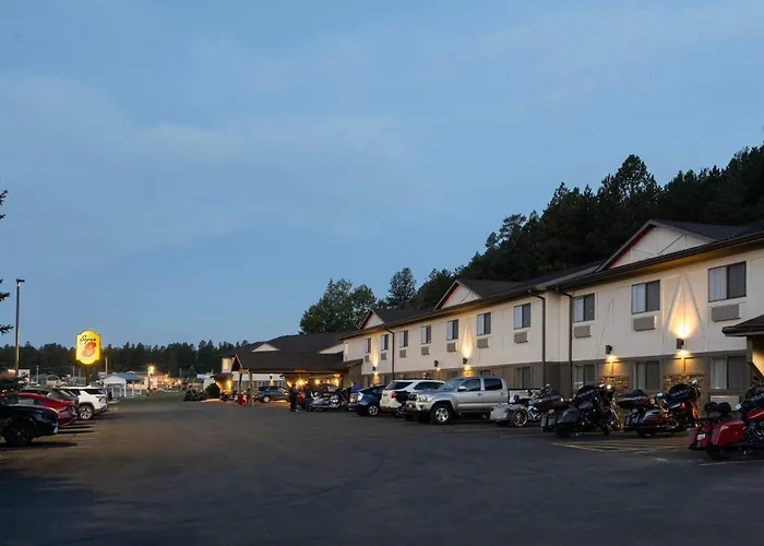 Super 8 By Wyndham Custer/Crazy Horse Area